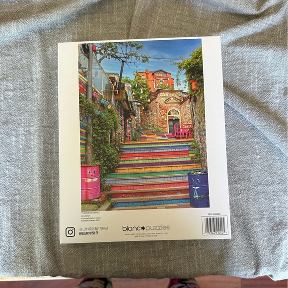 1000 Blanco Puzzle - Picture 2 of 3